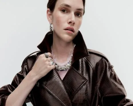 The Retail Giant Bets on Ladies' Apparel to Boost Autumn Sales