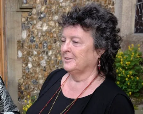 The Renowned Poet Composes Explosive Verse on Trump’s British Royal Tour